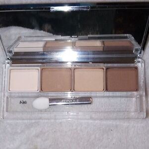 Clinique Neutral Quad Eyeshadow Palette — Cream, Taupe, Beige, Brown